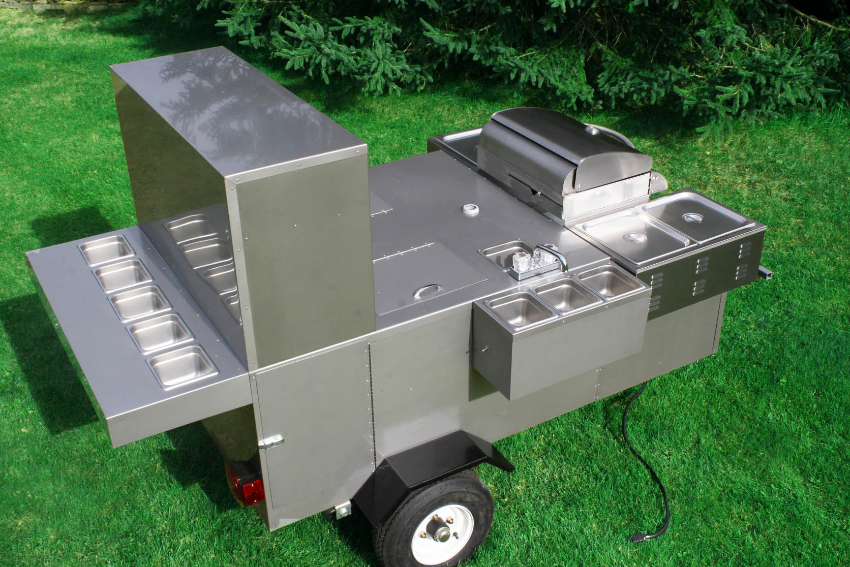 Spicy Roadside Hot Dog Cart - Food-Cart